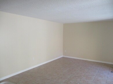 825 Center St unit 3C, Jupiter, FL 33458 - photo 3