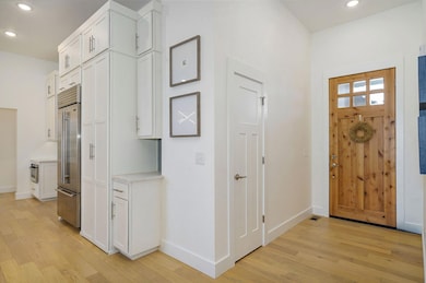 3049 W Edward St, Springfield, MO 65810 - photo 5