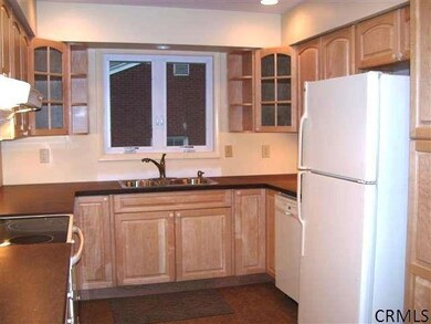 11 Bartlett Ln, Delmar, NY 12054 - photo 3