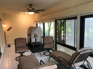 Spacious Patio/Florida room