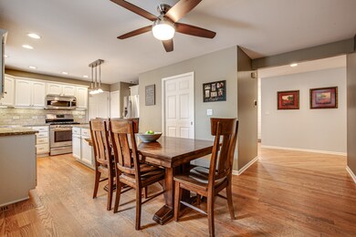 1213 Meadow Dr, Algonquin, IL 60102 - photo 6