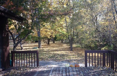 371 Brigham Rd, Saint Albans City, VT 05478 - photo 4