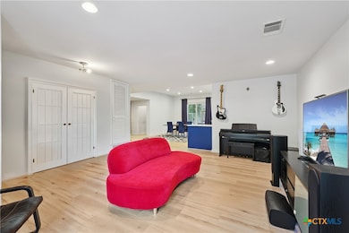 3205 Skylark Dr, Austin, TX 78757 - photo 6