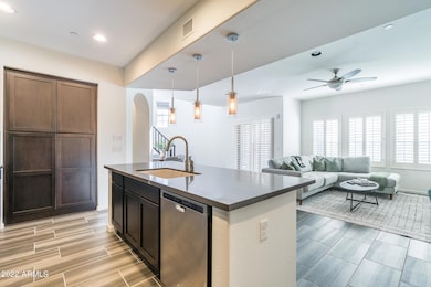 3935 E Rough Rider Rd unit 1322, Phoenix, AZ 85050 - photo 5