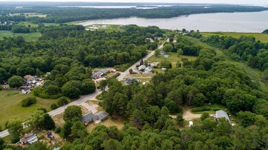 Just .3 mile to Maquoit Bay/Wharton...