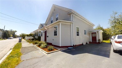 46 Sprague Ave, Cranston, RI 02910 - photo 2