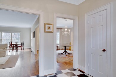 6 W Bartram Rd, Lookout Mountain, TN 37350 - photo 2