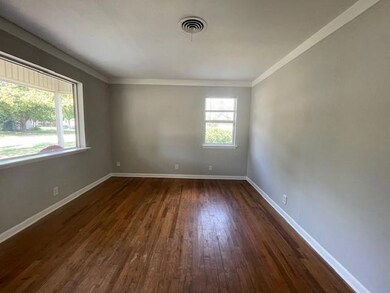 741 Betty Ln, Hurst, TX 76053 - photo 4