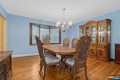 240 Ottowa Ln, Franklin Lakes, NJ 07417 - photo 5