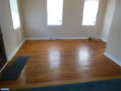 704 Iszard Rd, Woodbury, NJ 08096 - photo 3