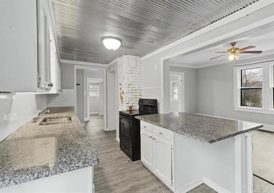 507 S Anna St, Stuttgart, AR 72160 - photo 3