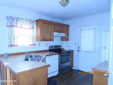 111 Rhea St, Jackson, TN 38301 - photo 5