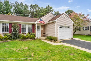 7B Quincy Dr unit 55, Whiting, NJ 08759 - photo 4