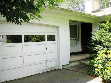 18 Blue Ridge Rd, Cranston, RI 02920 - photo 3