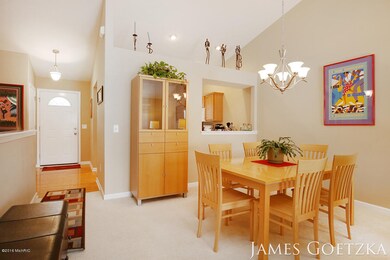 5512 Sahalee Dr SW unit 27, Wyoming, MI 49509 - photo 4