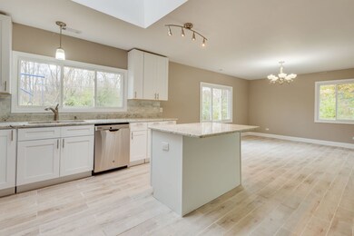 735 Cumnock Rd, Olympia Fields, IL 60461 - photo 6