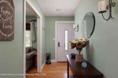 7 Forest Dr, Middletown, NJ 07748 - photo 5