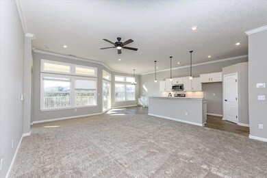 04-Great Room & Kitchen