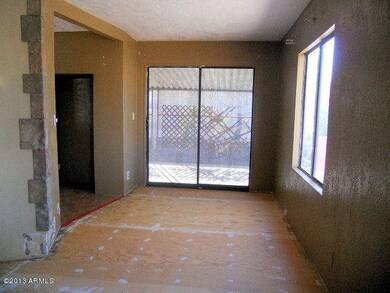 023-242001 - dining area