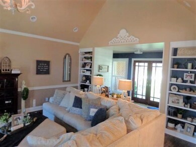 125 Stonegate Cir, Shelbyville, TN 37160 - photo 5