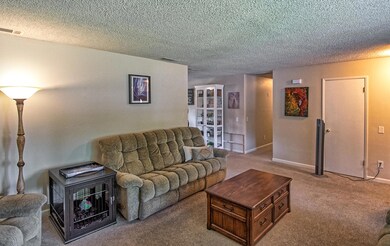 2911 Squire Ave, Redding, CA 96002 - photo 4