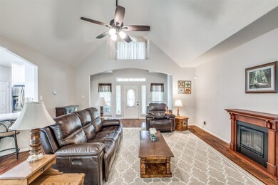 1010 Fairbanks Dr, Magnolia, TX 77354 - photo 4