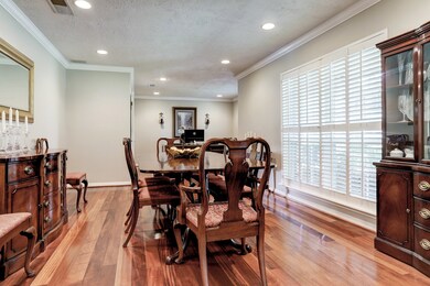 10015 Ella Lee Ln, Houston, TX 77042 - photo 5