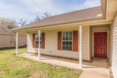 Front porch sitting, enjoy the quiet street, easy