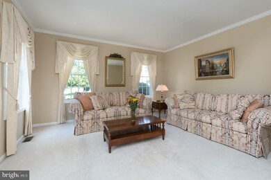 12 Walnut Ct, Cranbury, NJ 08512 - photo 3
