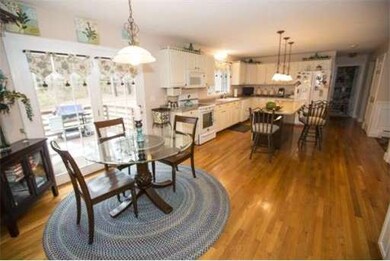 3 Hyde Park Cir, Londonderry, NH 03053 - photo 7