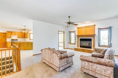 914 N Cedar Downs Cir, Wichita, KS 67235 - photo 3