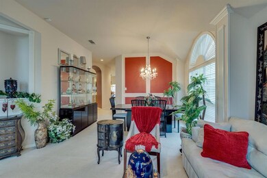 320 Chantilly Ct, Hurst, TX 76054 - photo 6