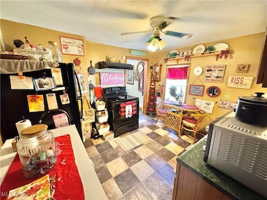 1693 Elfleda St, Lorain, OH 44055 - photo 7