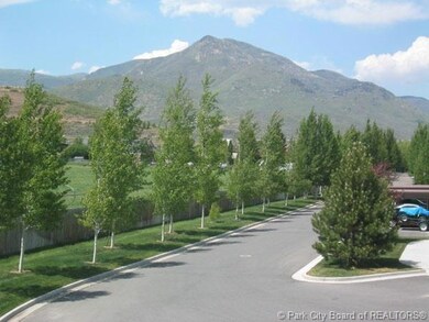 780 E Hamlet Cir S, Midway, UT 84049 - photo 2