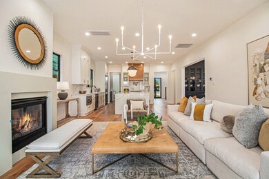 2007 Gardenia Dr, Houston, TX 77018 - photo 3