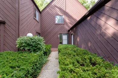 Fairway_Ct_281A_Plainwell_49080-28