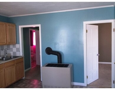 74 Fulton St unit 3 WEST, Fall River, MA 02720 - photo 3