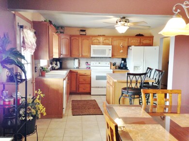 1130 Howell St, Archbald, PA 18403 - photo 2