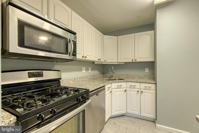 1424 Northgate Square unit 1424-21B, Reston, VA 20190 - photo 2