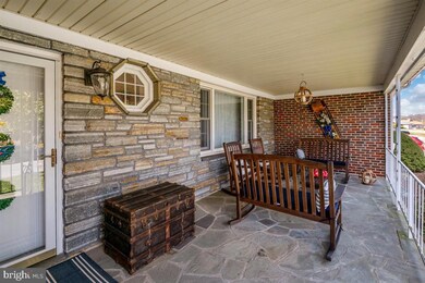 2207 Pleasant Dr, Catonsville, MD 21228 - photo 4