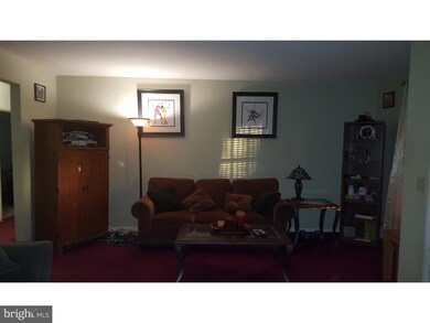 23 W Freedley St, Norristown, PA 19401 - photo 4