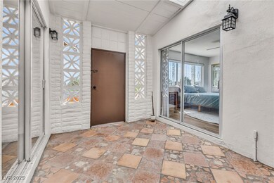 Private entrance with access to main home, bedroom