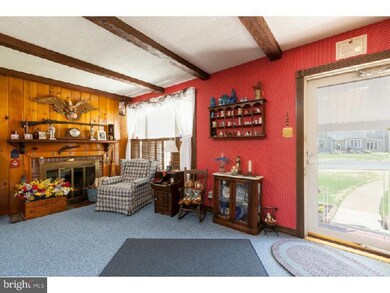 135 Lindsey Ave, Runnemede, NJ 08078 - photo 3