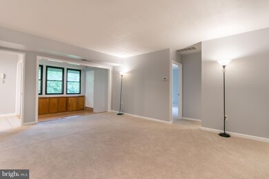 5860 Thunder Hill Rd unit C4, Columbia, MD 21045 - photo 4