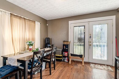 2397 Sullivant Ave, Columbus, OH 43204 - photo 6