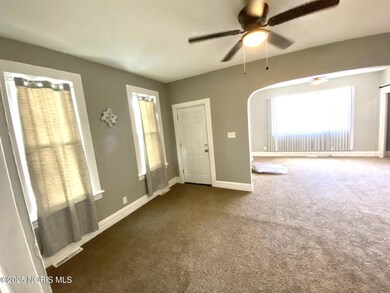 862 Butler St, Toledo, OH 43605 - photo 4