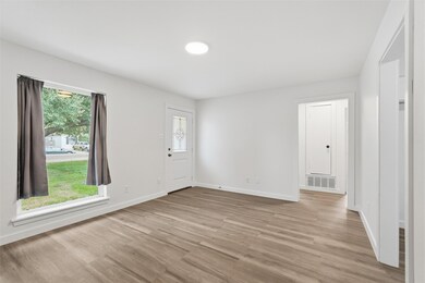 513 Paddy St, Mesquite, TX 75149 - photo 4