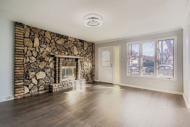 16042 Forest Ave, Oak Forest, IL 60452 - photo 2