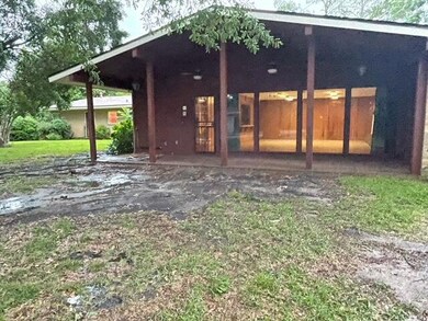 Back Patio to pool area