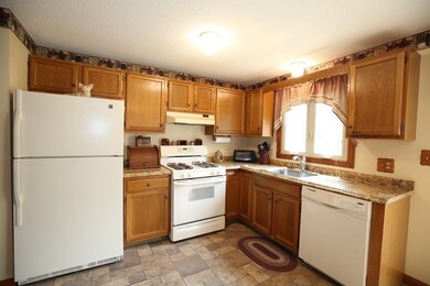 107 Ocean Meadows, Fairhaven, MA 02719 - photo 6